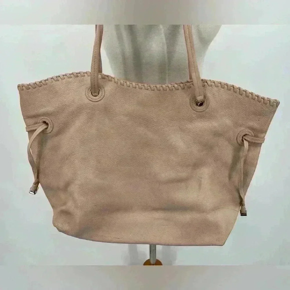 Tory Burch Leather Marion Slouchy East/West Tote Bag - Picture 4 of 9